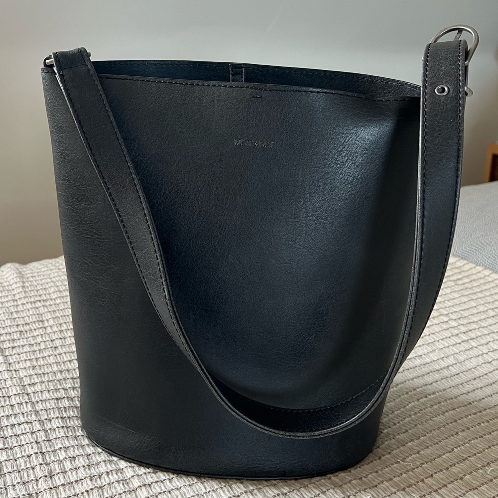 AZUR VEGAN BUCKET BAG - VINTAGE